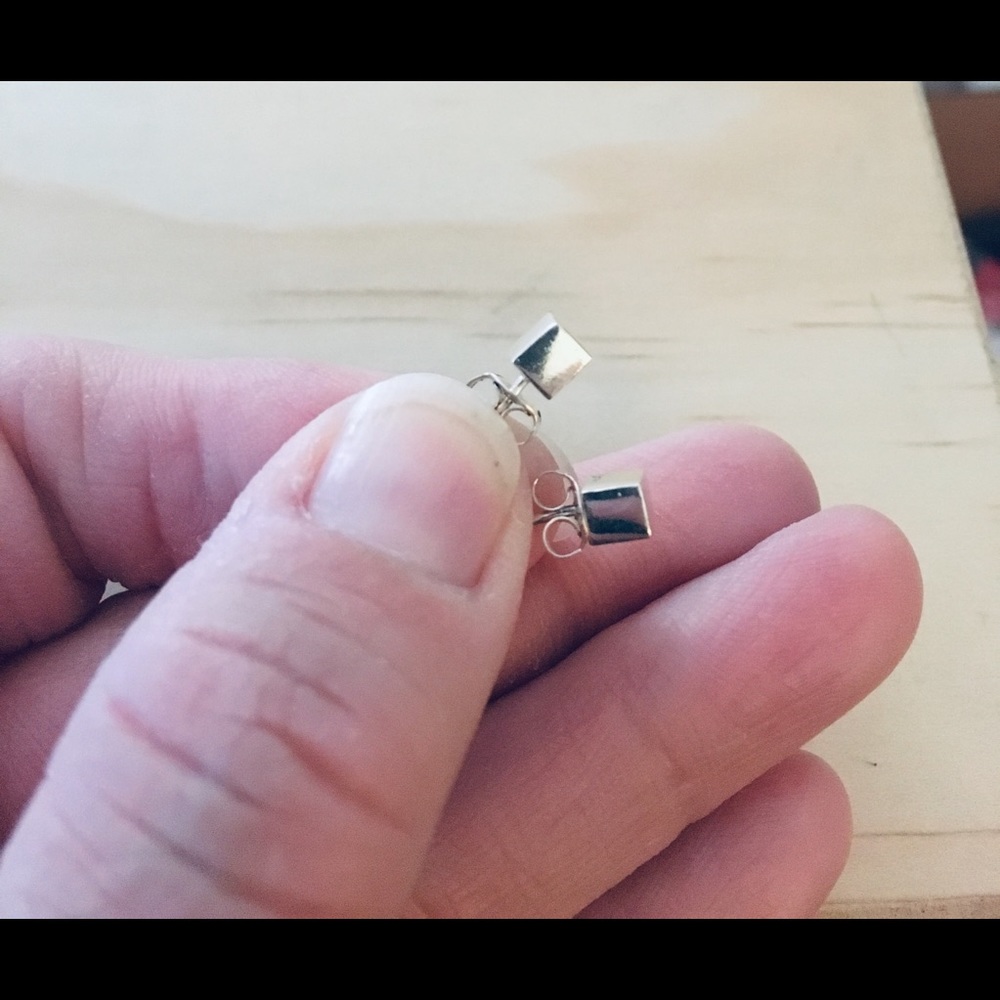 Sterling silver solid cube studs - Picture 2 of 4